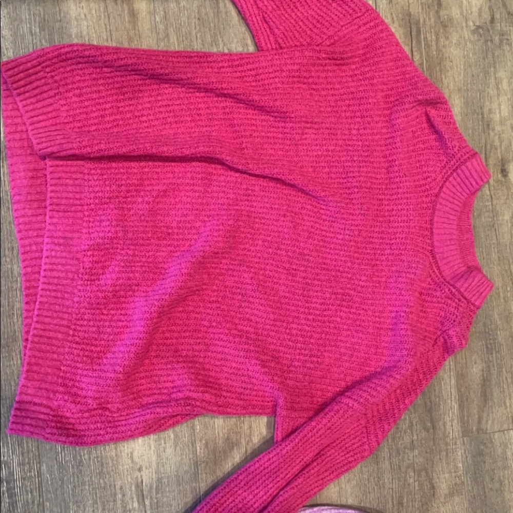 American Eagle Sweater